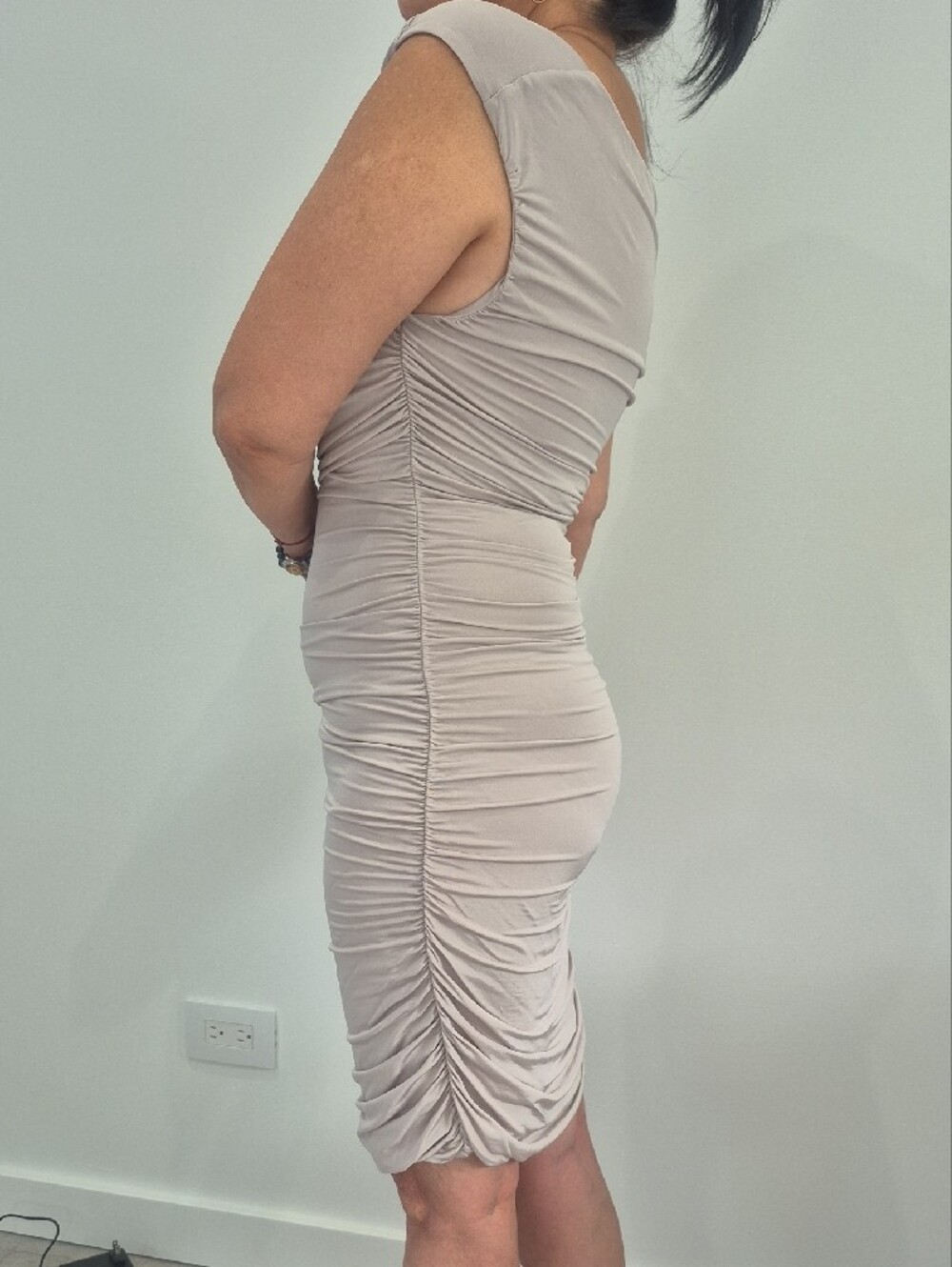 H&M Sleeveless Ruched Midi Dress in Light Taupe. Size 8 - Picture 3 of 4